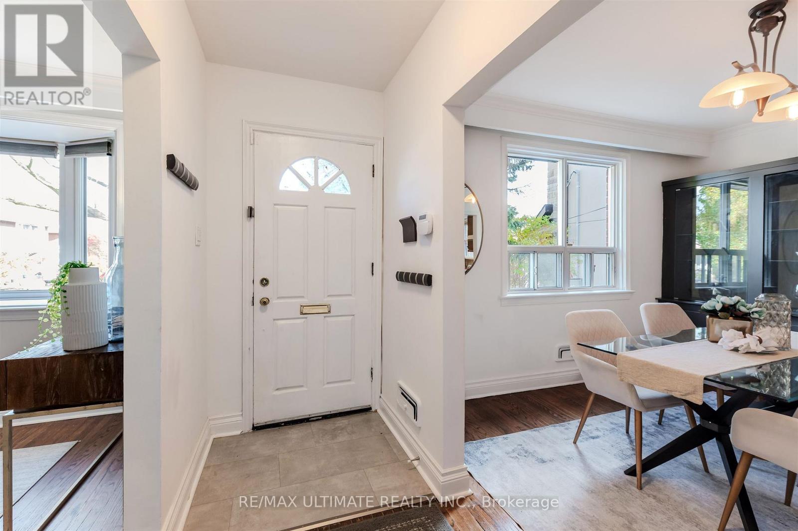 110 De Quincy Boulevard, Toronto, Ontario  M3H 1Y9 - Photo 5 - C12762332