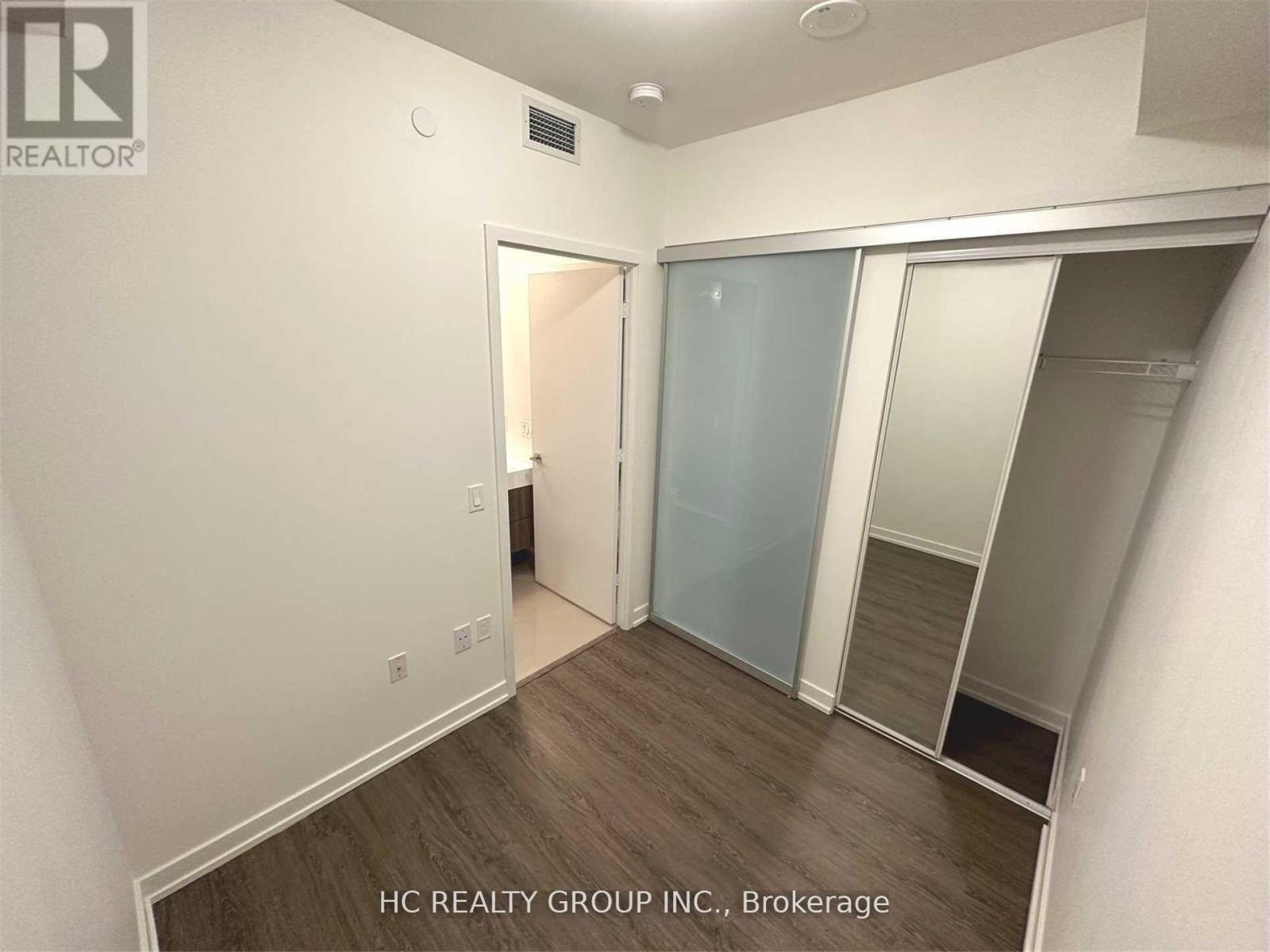 4812 - 1 Yorkville Avenue, Toronto, Ontario  M4W 0B1 - Photo 12 - C12762350