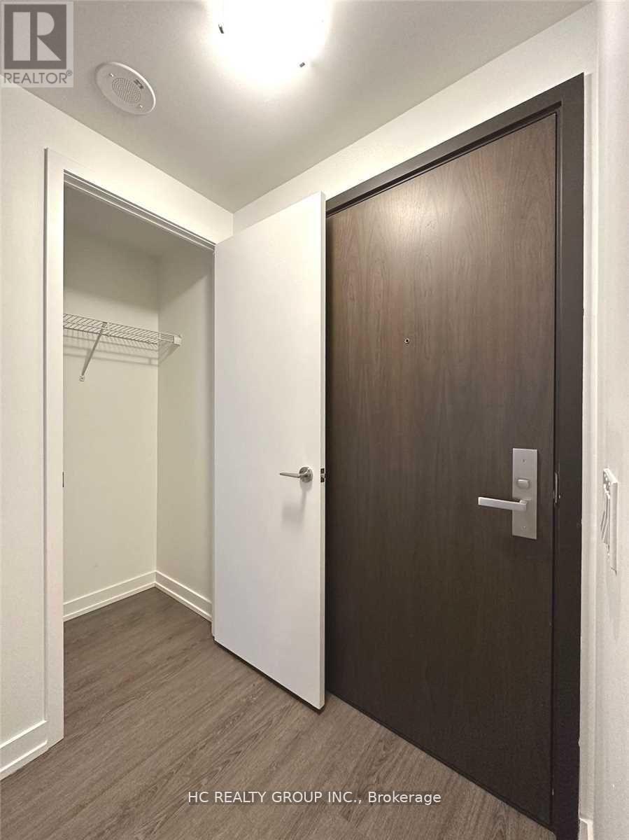 4812 - 1 Yorkville Avenue, Toronto, Ontario  M4W 0B1 - Photo 4 - C12762350