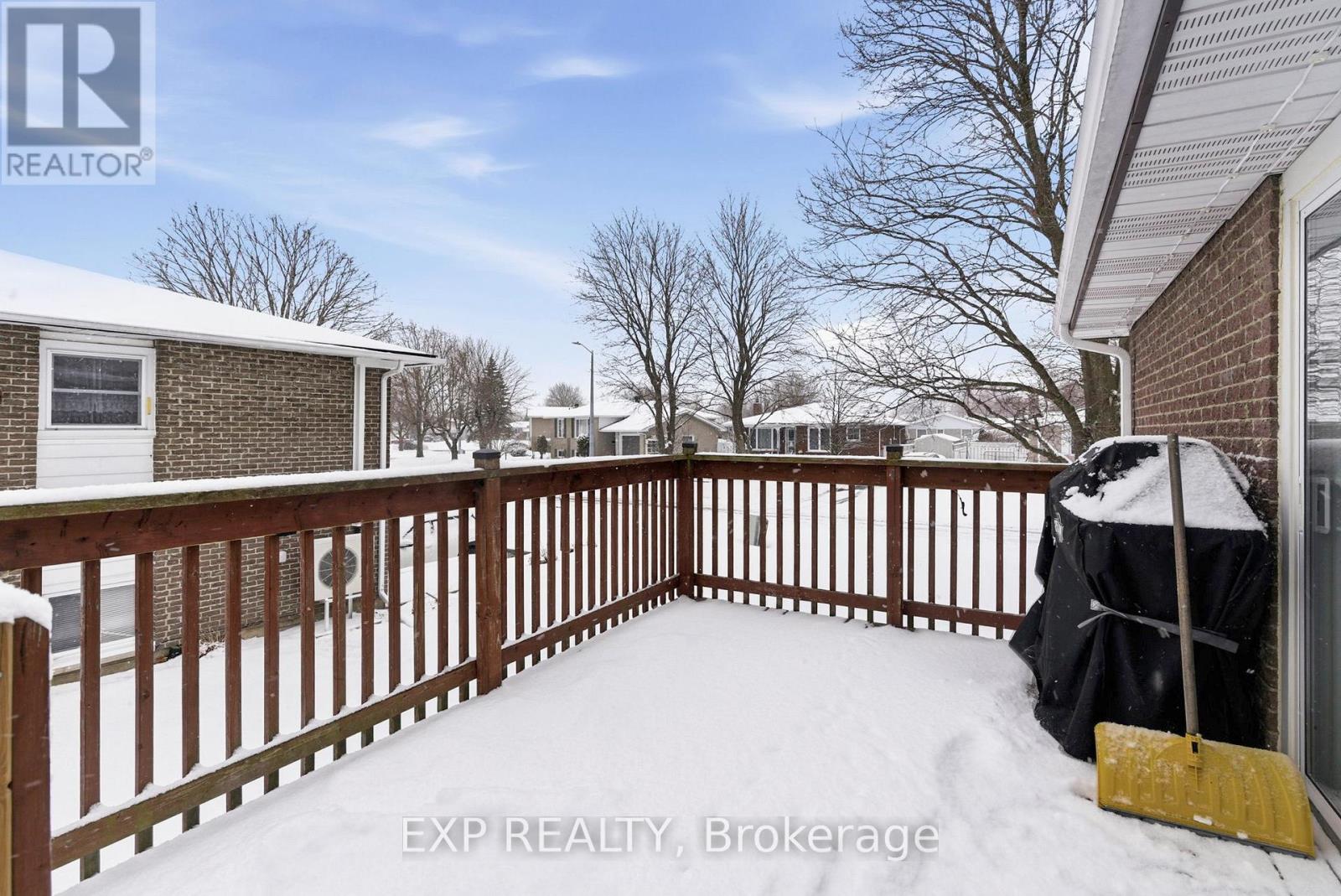 735 Montcalm Court, Cornwall, Ontario  K6H 6C2 - Photo 18 - X12762122