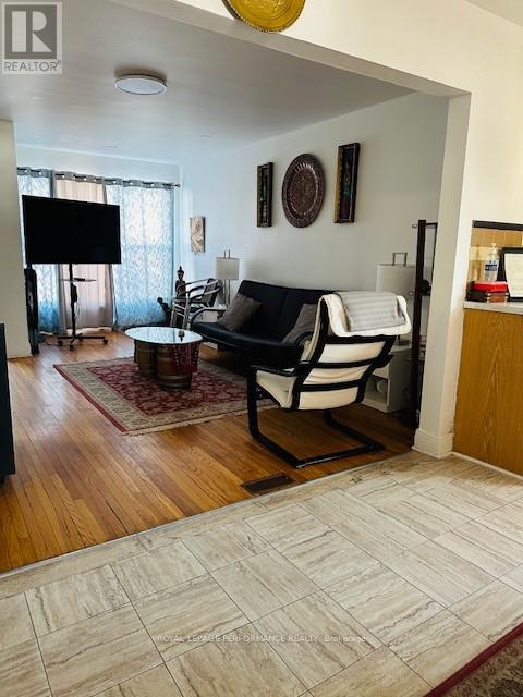 611 St Felix Street, Cornwall, Ontario  K6H 5B4 - Photo 4 - X12762220