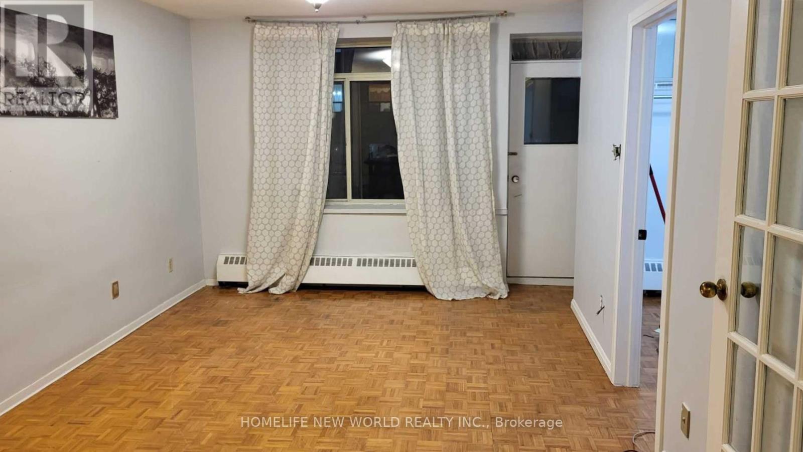 201 - 825 KENNEDY ROAD, Toronto, Ontario