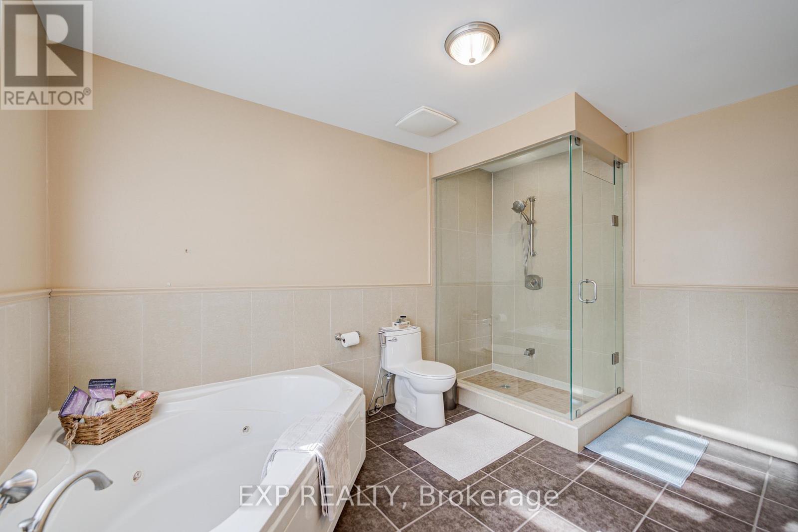 11 Bellvare Crescent, Toronto, Ontario  M1R 2M8 - Photo 21 - E12762010