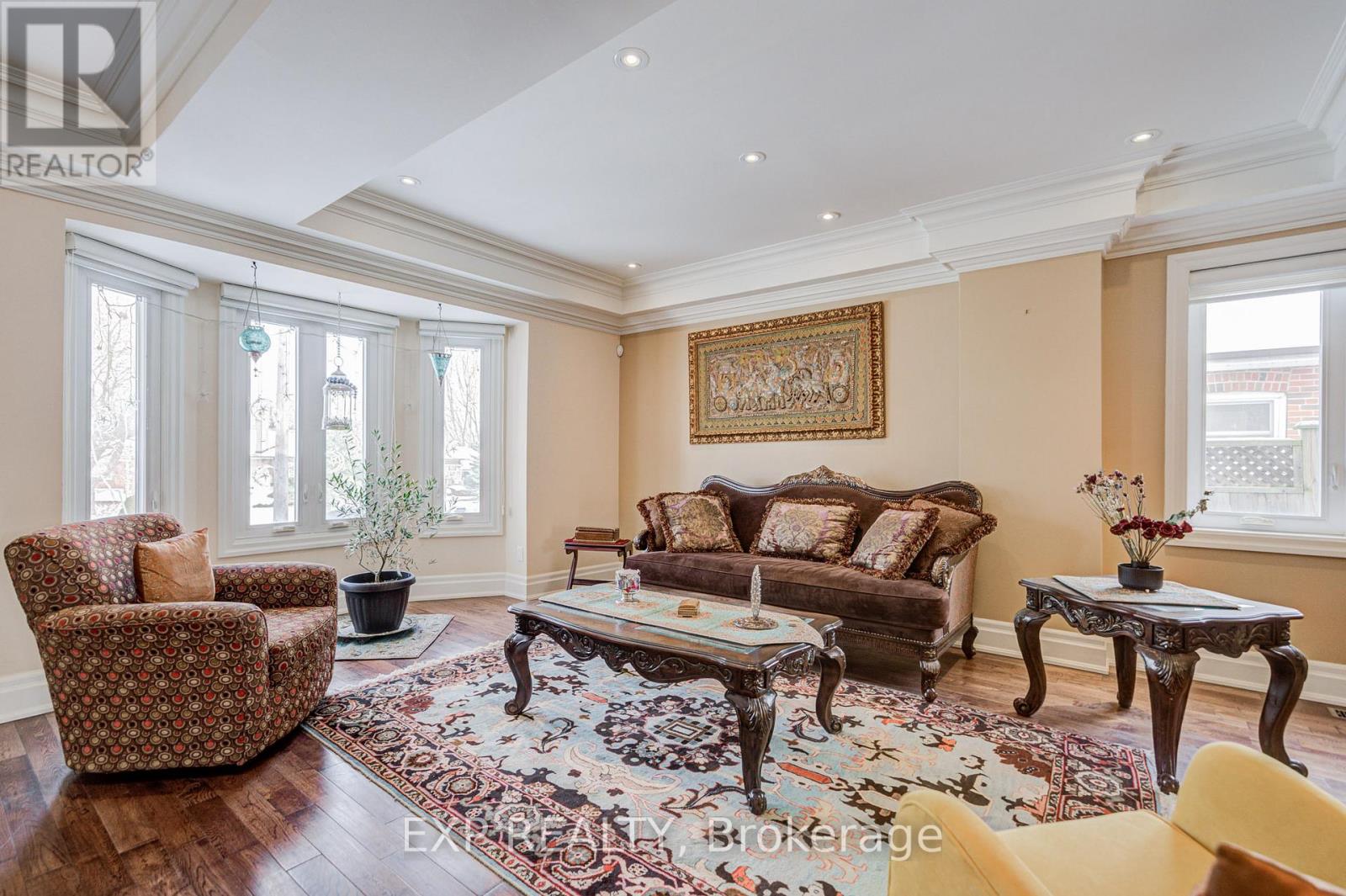 11 Bellvare Crescent, Toronto, Ontario  M1R 2M8 - Photo 5 - E12762010