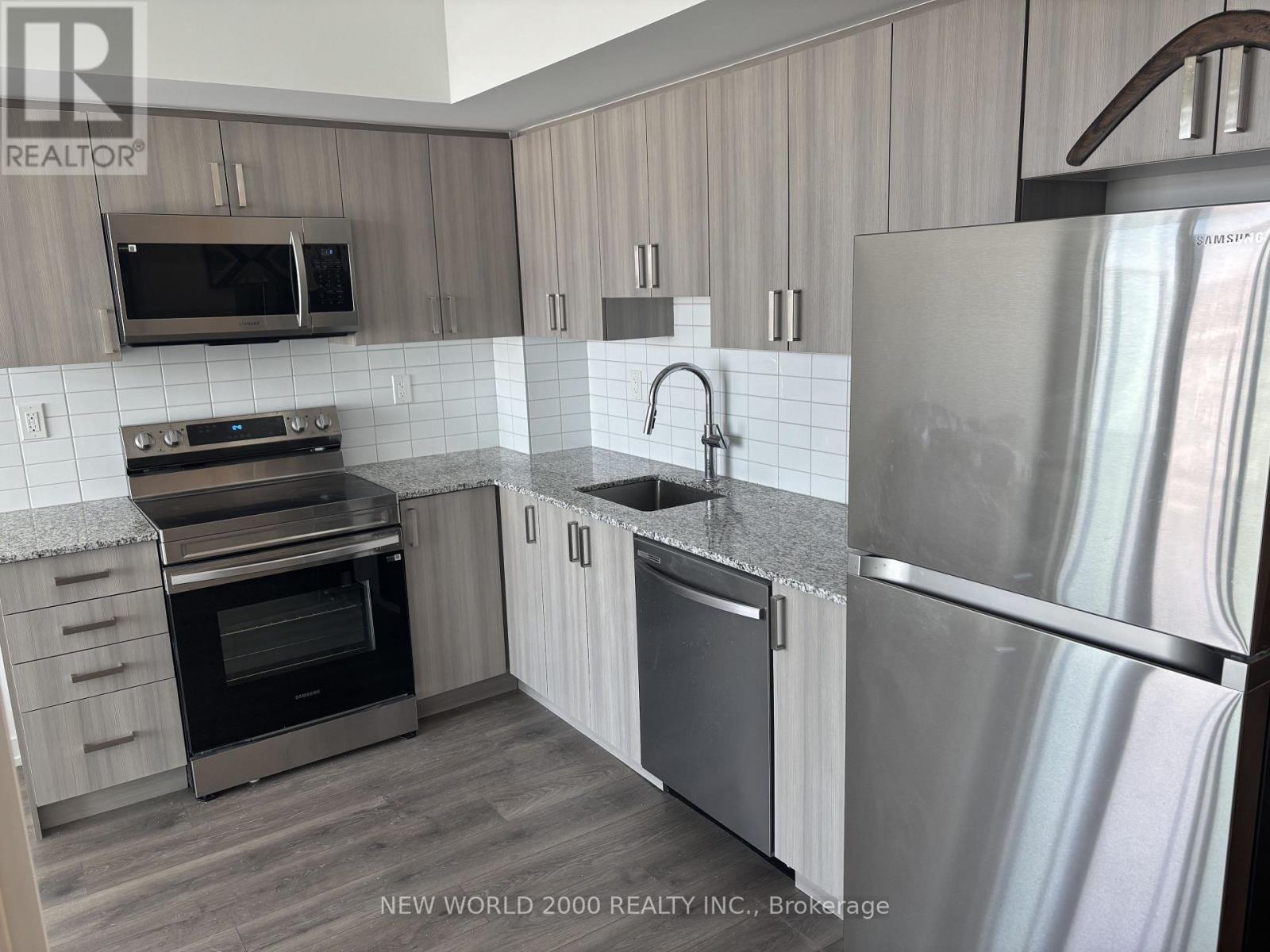 1711 - 1435 Celebration Drive, Pickering, Ontario  L1W 0C4 - Photo 3 - E12762072