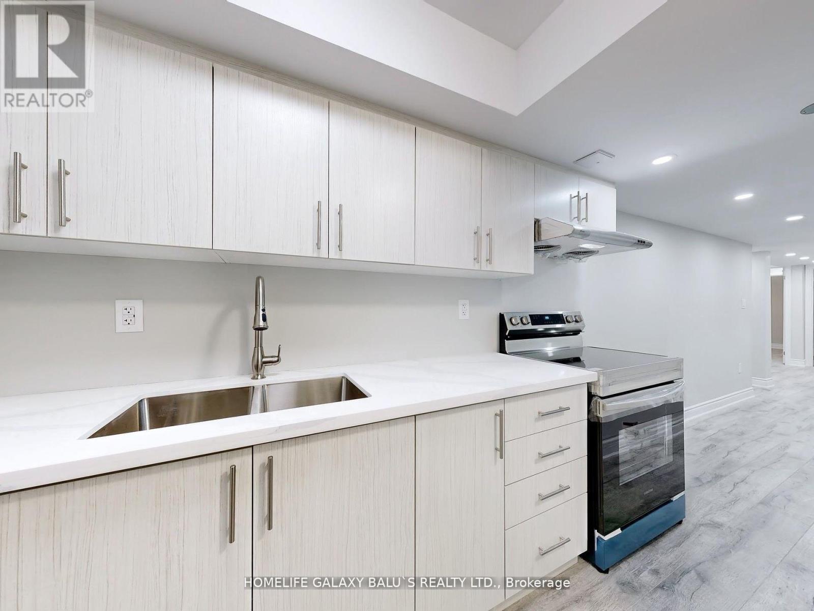 Basement - 80 Armilia Place, Whitby, Ontario  L1P 0P7 - Photo 3 - E12762124