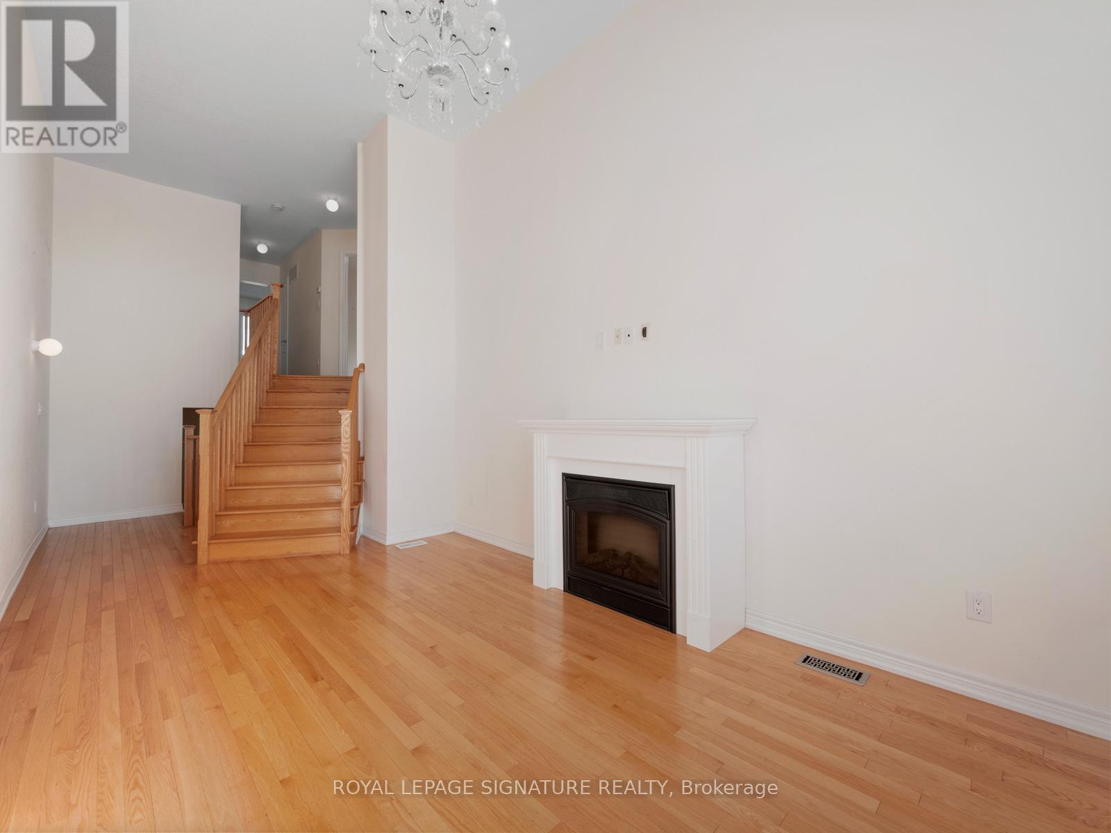 13 Lily Cup Avenue, Toronto, Ontario  M1L 0H4 - Photo 13 - E12762132
