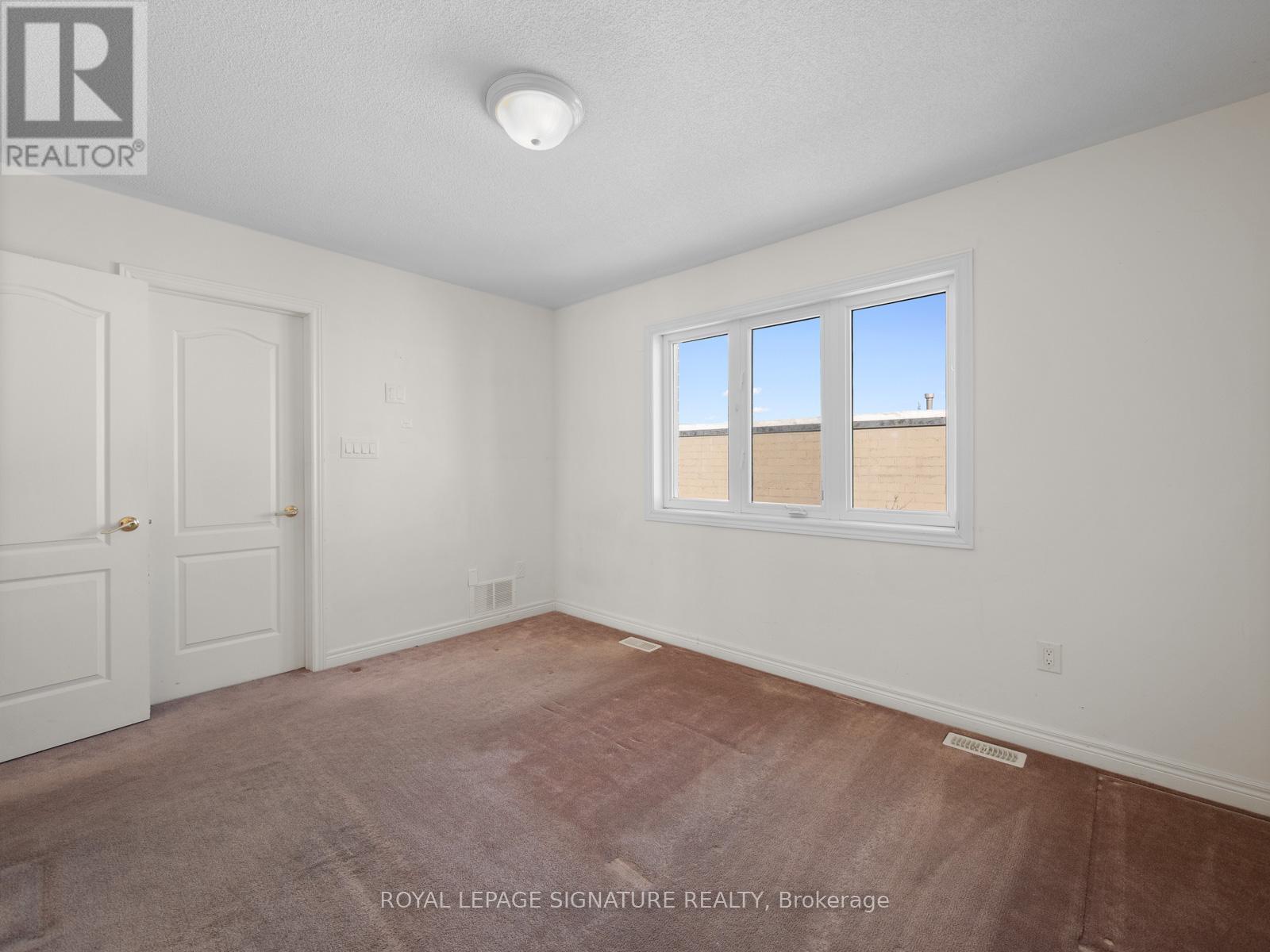 13 Lily Cup Avenue, Toronto, Ontario  M1L 0H4 - Photo 15 - E12762132