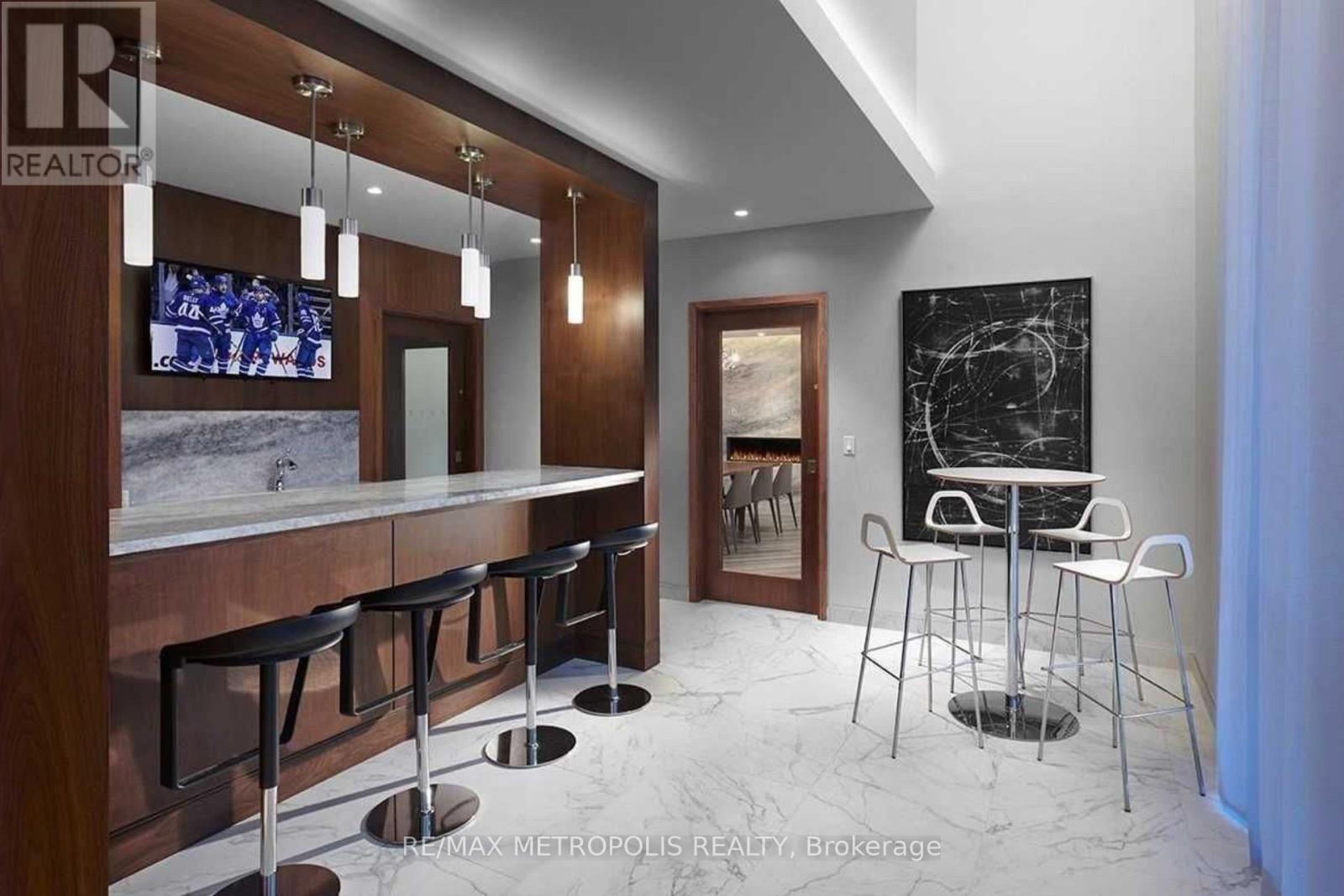 1521 - 275 Village Green Square, Toronto, Ontario  M1S 0L8 - Photo 3 - E12762212