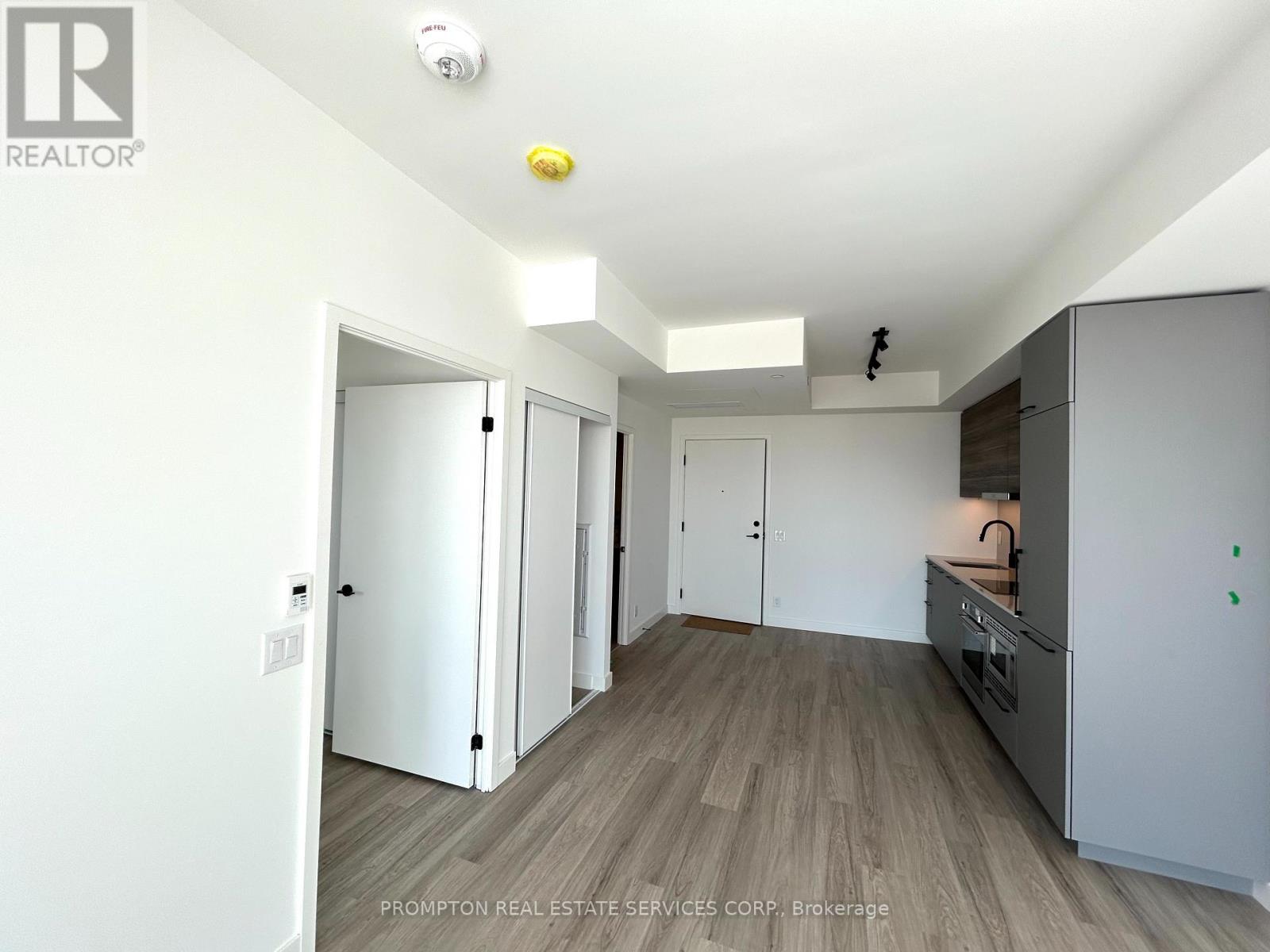 908 - 1050 Eastern Avenue, Toronto, Ontario  M4L 0B7 - Photo 4 - E12762278