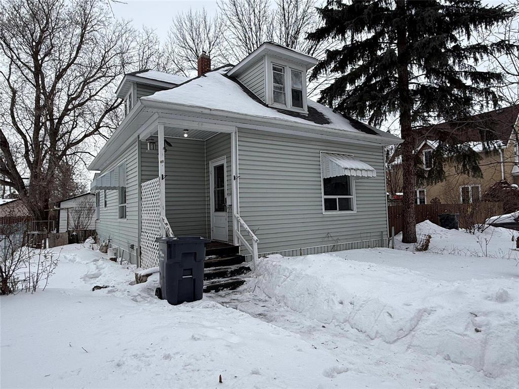 49 6th Street NE, Portage La Prairie, Manitoba