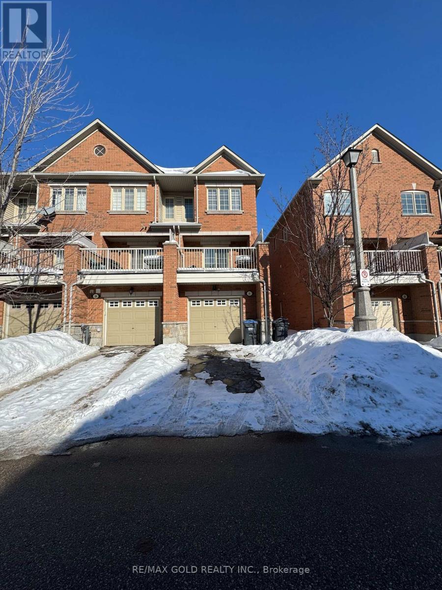 31 PEACH DRIVE, Brampton, Ontario