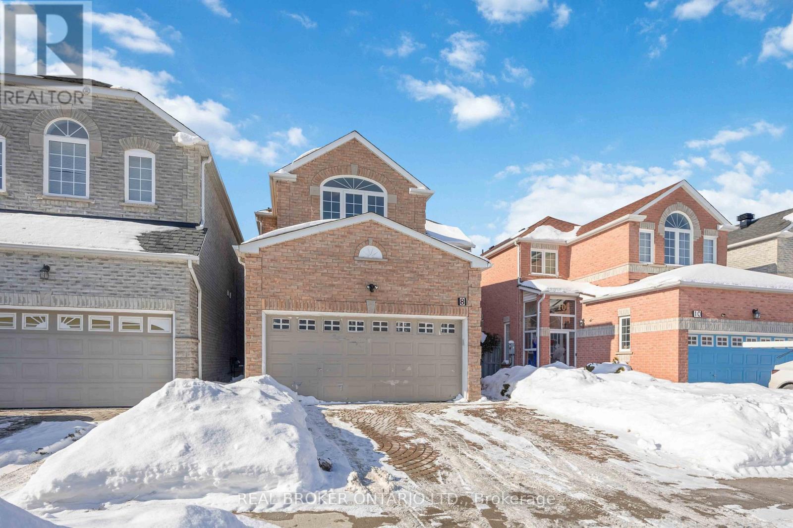 8 MEDLEY CRESCENT, Markham, Ontario