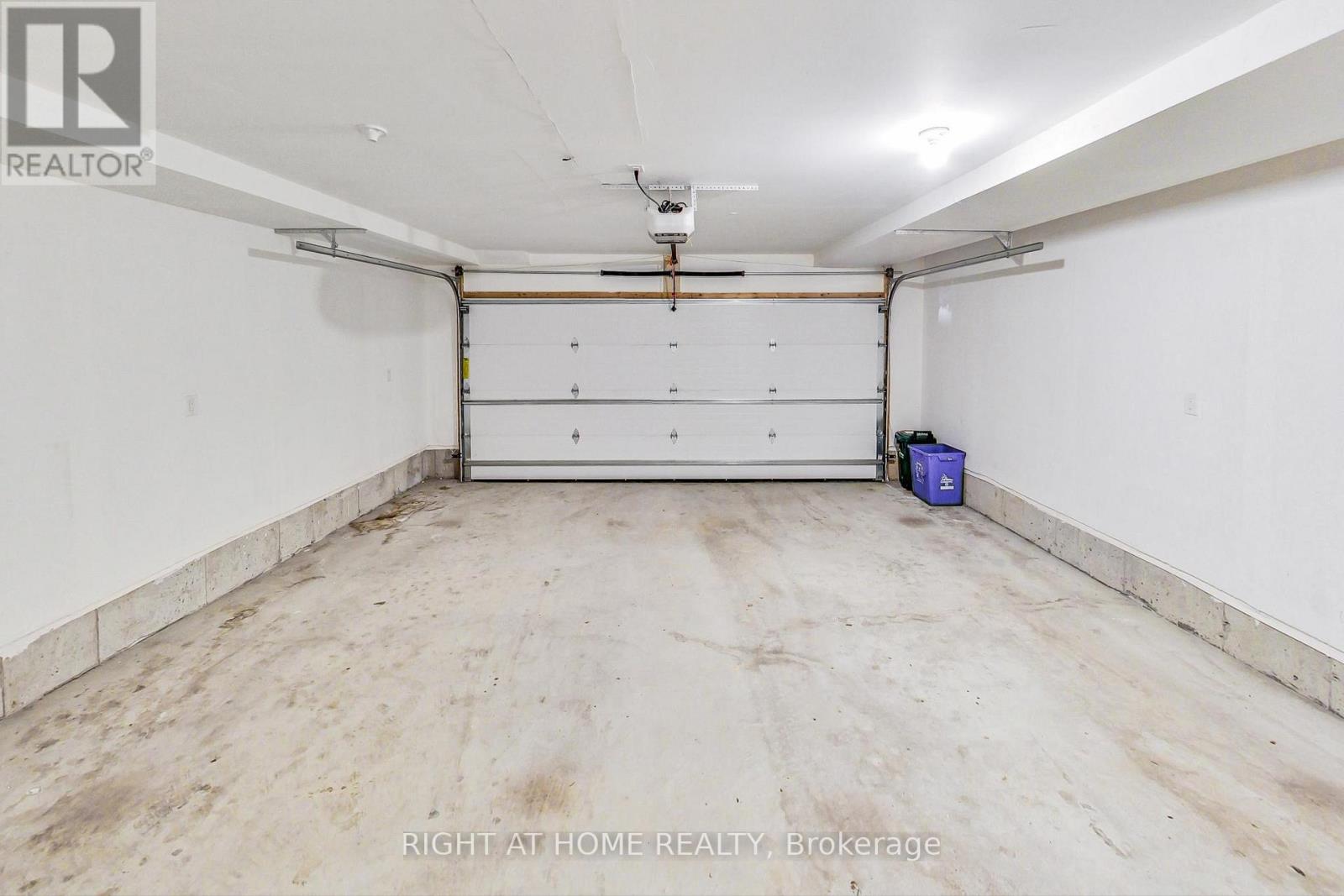 Th7 - 390 Highway 7 E, Richmond Hill, Ontario  L4B 0G5 - Photo 40 - N12762044