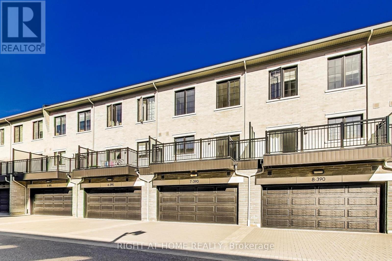 Th7 - 390 Highway 7 E, Richmond Hill, Ontario  L4B 0G5 - Photo 5 - N12762044