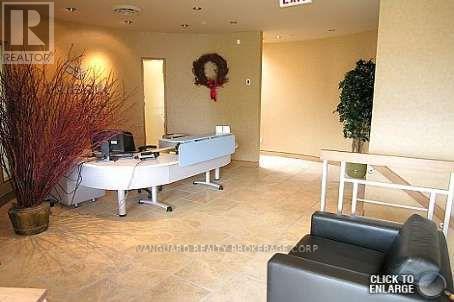 18 - 3000 Langstaff Road, Vaughan, Ontario  L4K 4R7 - Photo 2 - N12762058