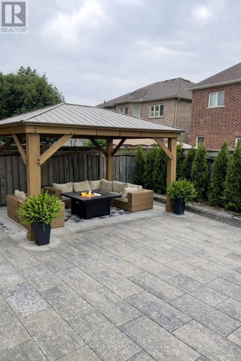 75 Pondmede Crescent, Whitchurch-Stouffville, Ontario  L4A 0E3 - Photo 30 - N12762066