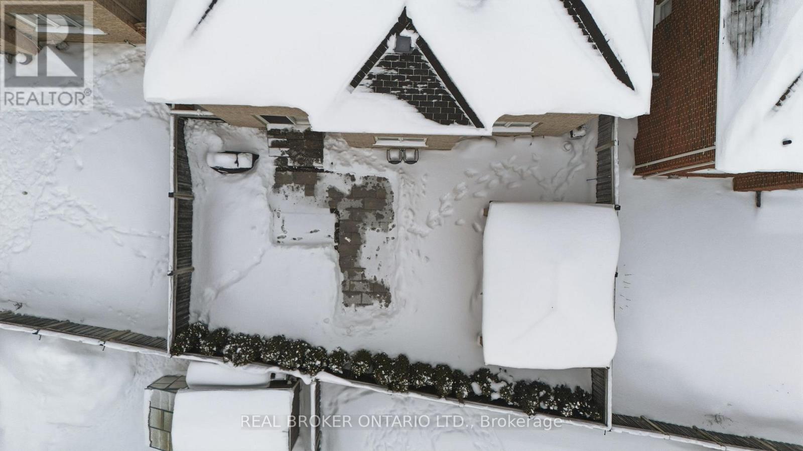 75 Pondmede Crescent, Whitchurch-Stouffville, Ontario  L4A 0E3 - Photo 32 - N12762066