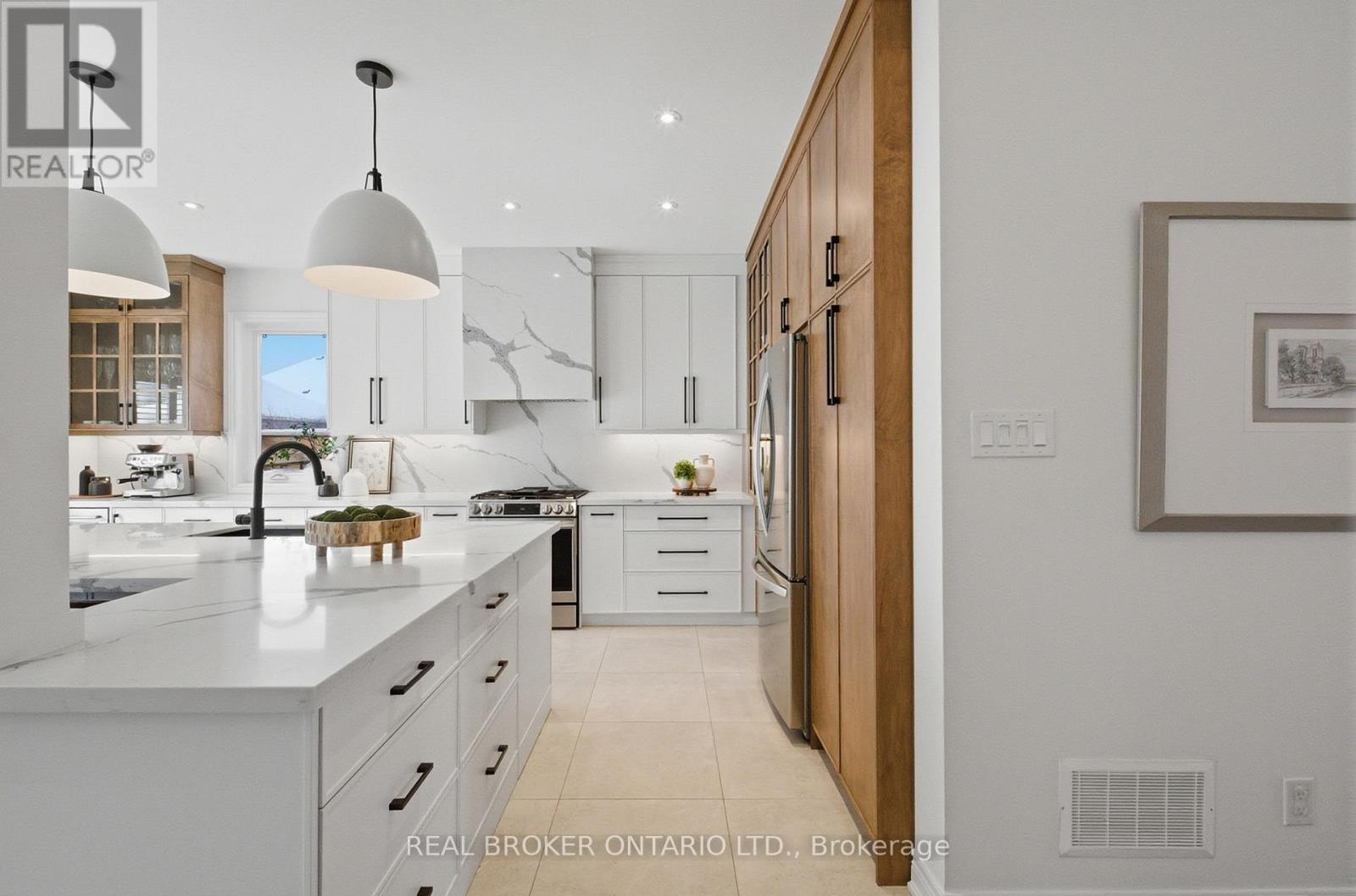 75 Pondmede Crescent, Whitchurch-Stouffville, Ontario  L4A 0E3 - Photo 8 - N12762066