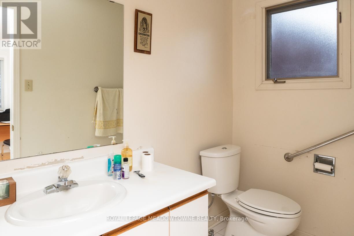 9 Hanna Avenue, Richmond Hill, Ontario  L4B 1Y6 - Photo 27 - N12762230