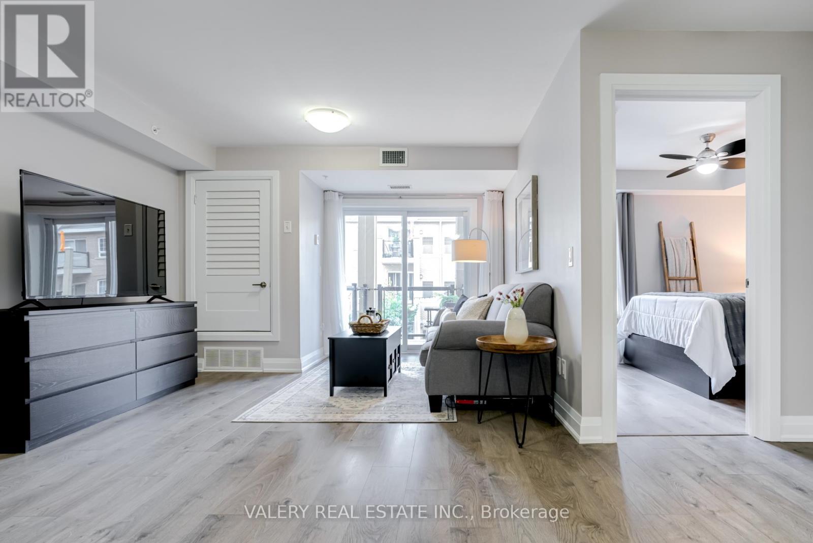 226 - 481 Rupert Avenue, Whitchurch-Stouffville, Ontario  L4A 1Y7 - Photo 3 - N12762258