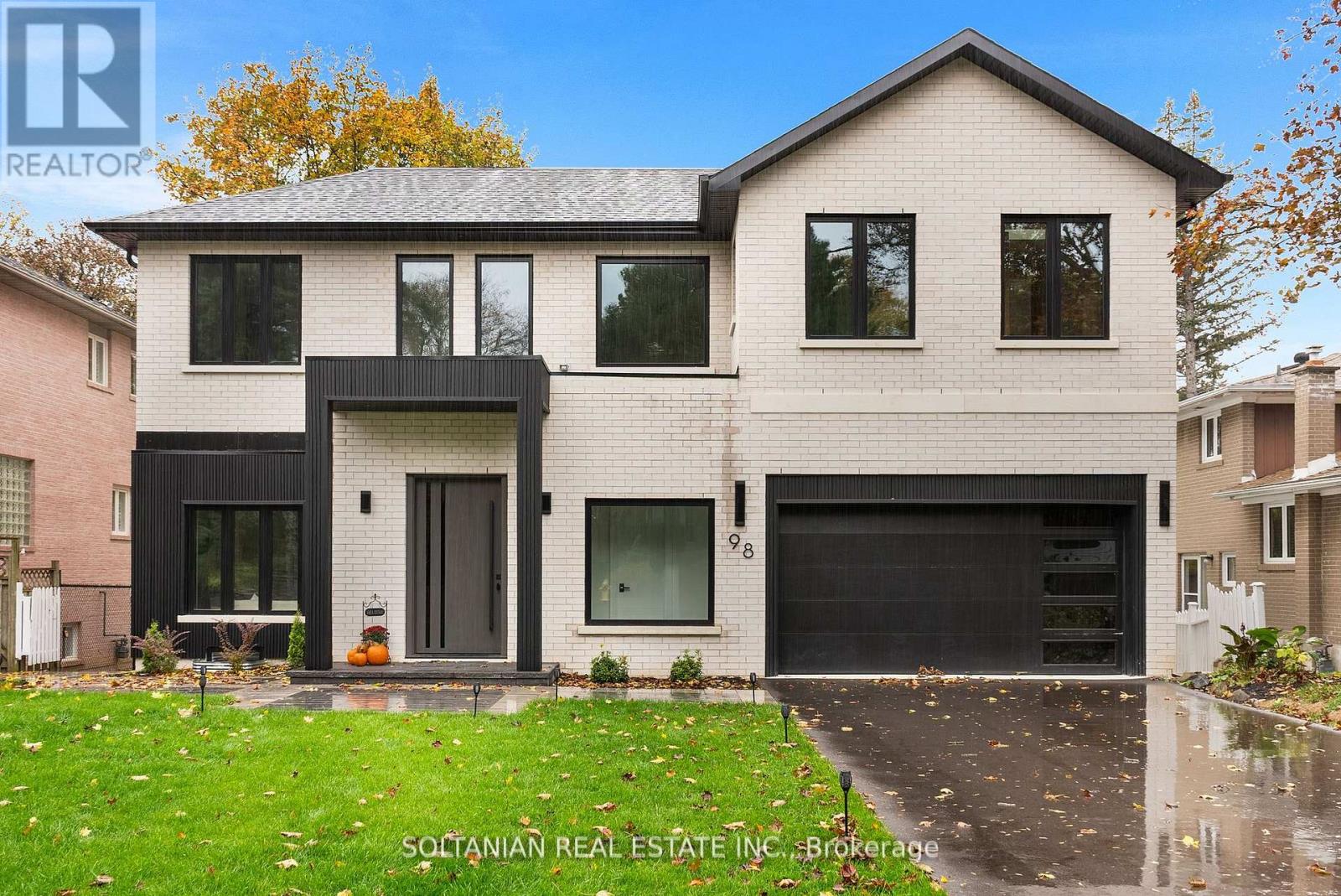 98 Babcombe Drive, Markham, Ontario  L3T 1N1 - Photo 4 - N12762298