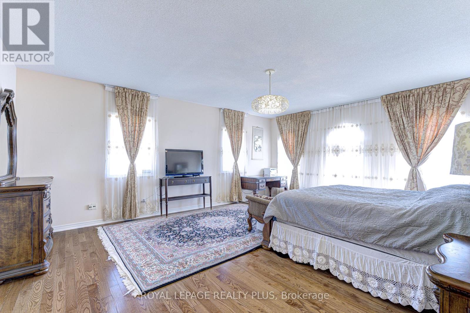 104 Melbourne Drive, Richmond Hill, Ontario  L4S 2G7 - Photo 28 - N12762306