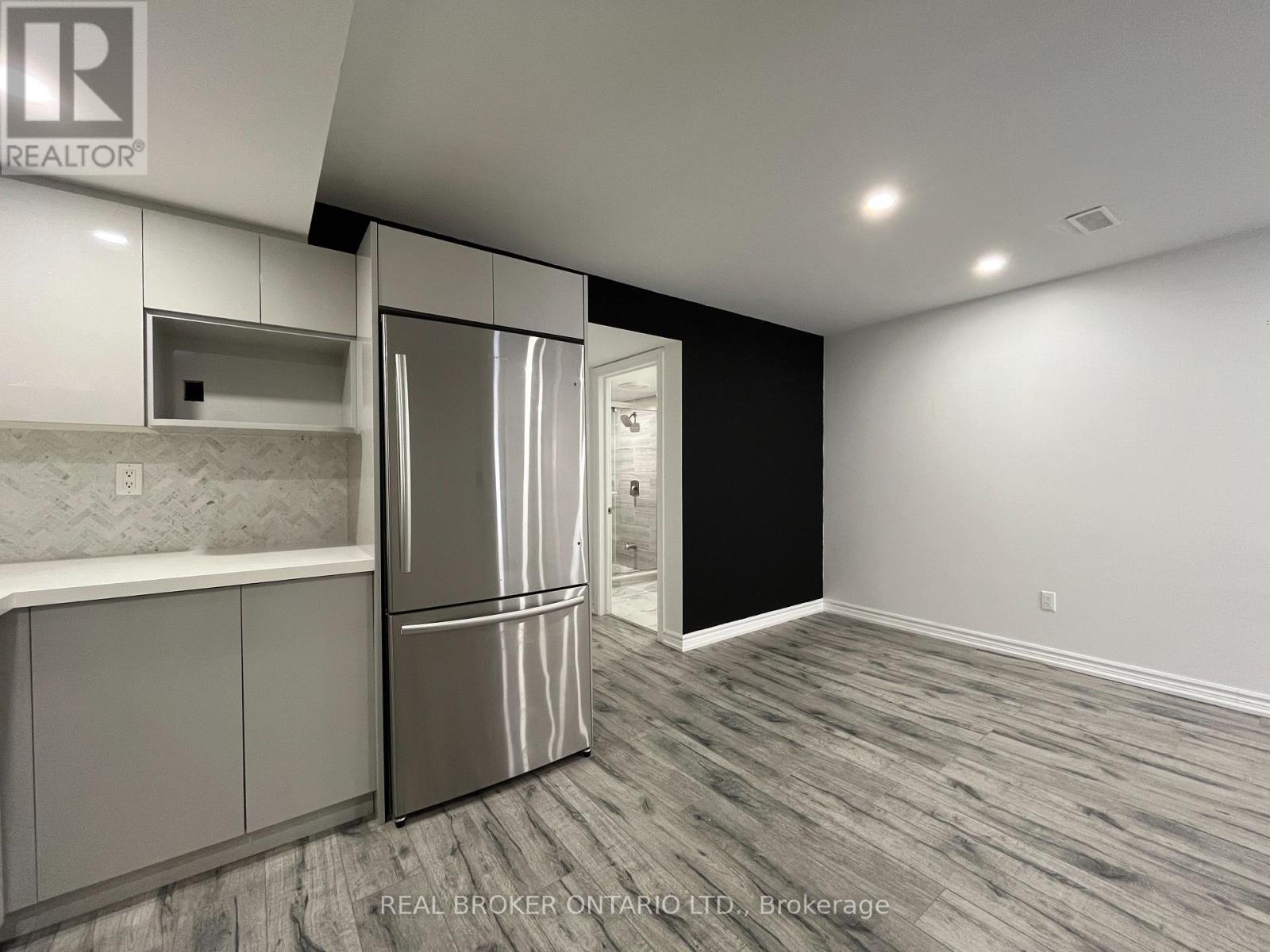 Bsmt - 7 Robert Green Crescent, Vaughan, Ontario  L6A 0V6 - Photo 3 - N12762308