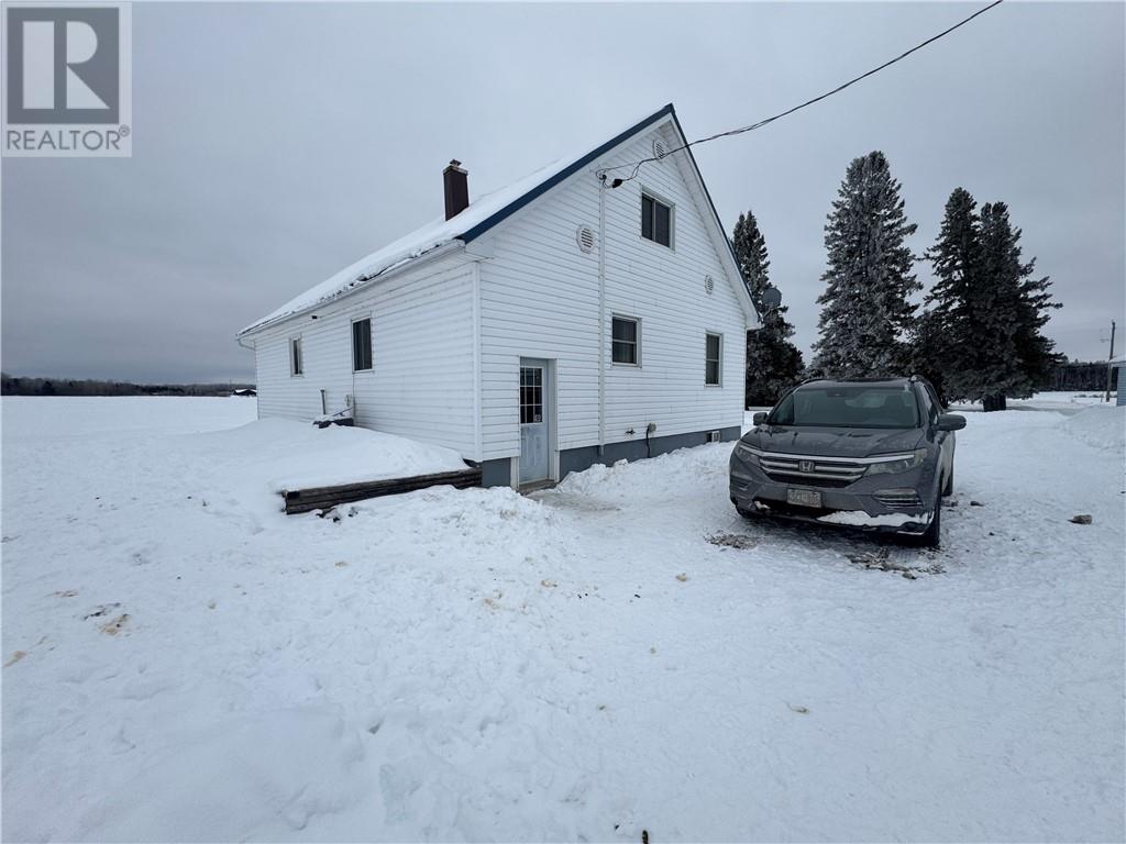 1040 Nipissing Road, Warren, Ontario  P0H 2N0 - Photo 1 - 2126324