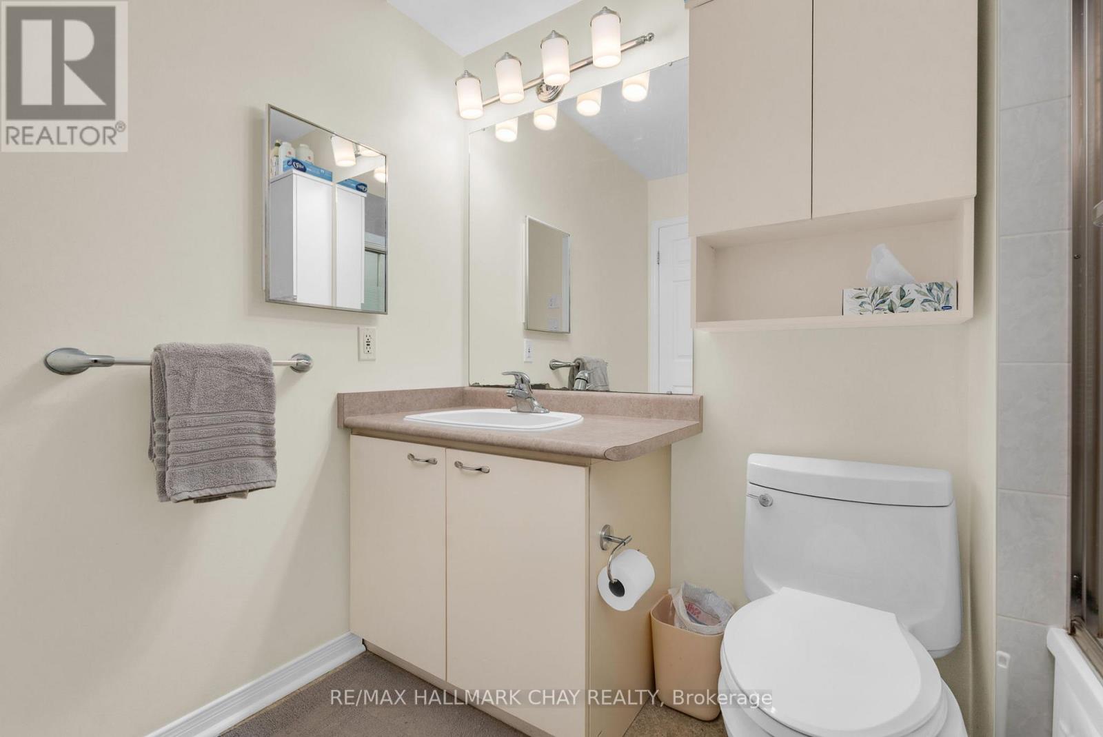 103 - 21 Kempenfelt Drive, Barrie (North Shore), Ontario  L4M 1B8 - Photo 15 - S12762166