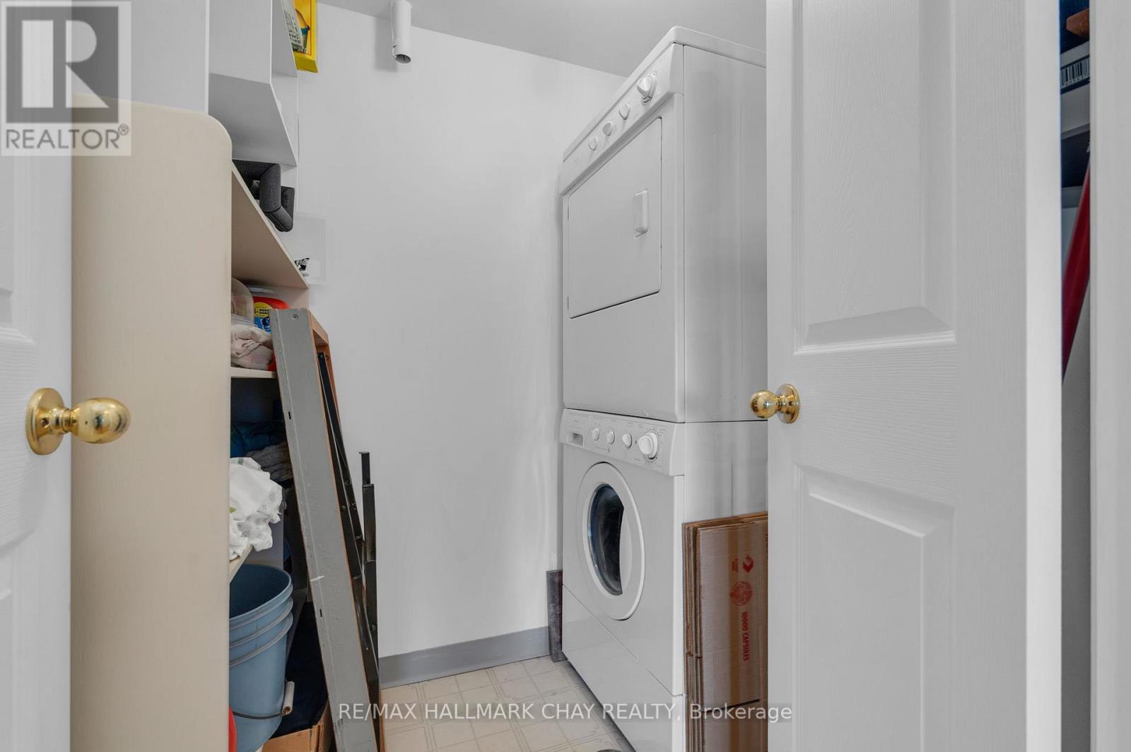 103 - 21 Kempenfelt Drive, Barrie (North Shore), Ontario  L4M 1B8 - Photo 17 - S12762166