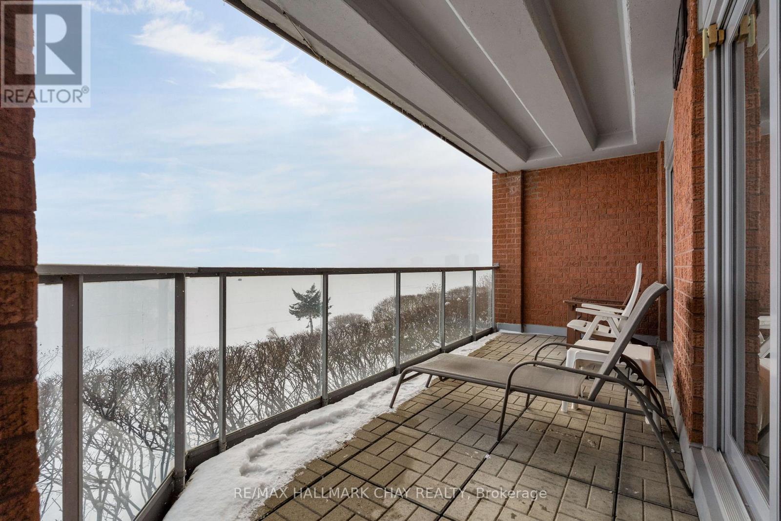 103 - 21 Kempenfelt Drive, Barrie (North Shore), Ontario  L4M 1B8 - Photo 18 - S12762166