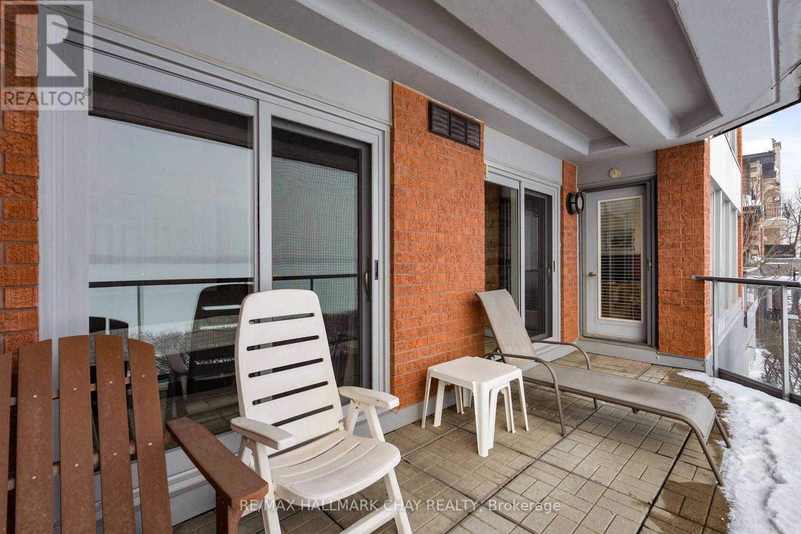 103 - 21 Kempenfelt Drive, Barrie (North Shore), Ontario  L4M 1B8 - Photo 21 - S12762166