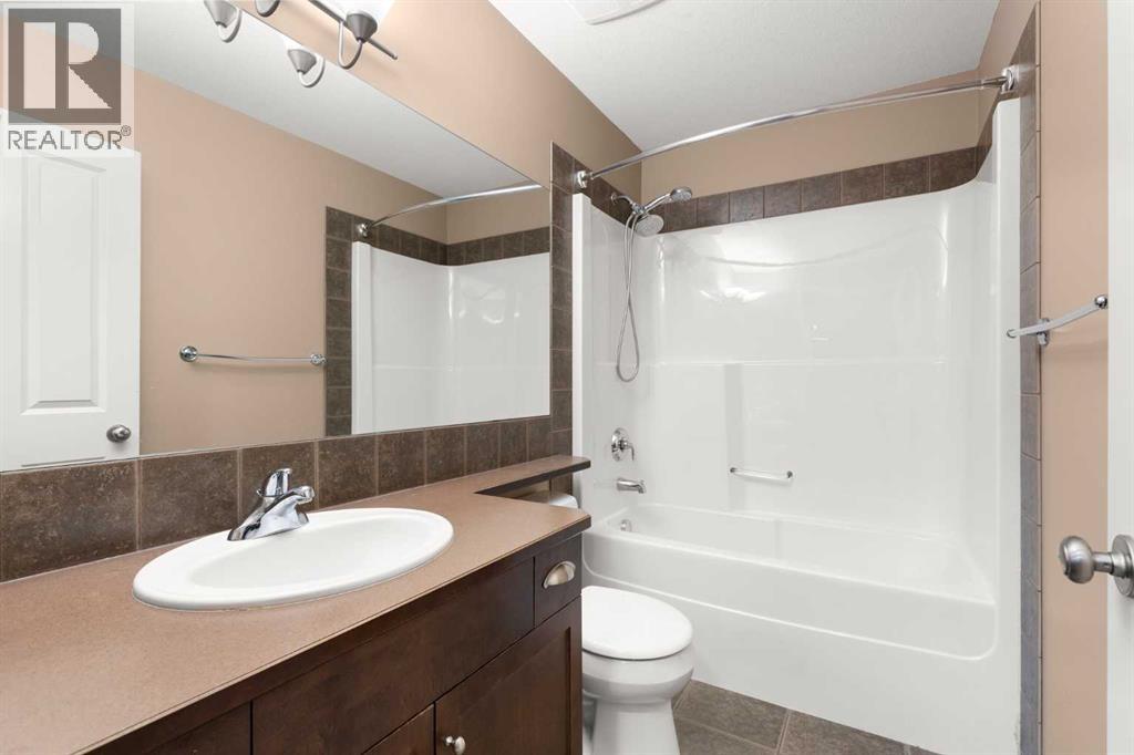 365 Somerset Row Se, Medicine Hat, Alberta  T1B 0H1 - Photo 18 - A2274650