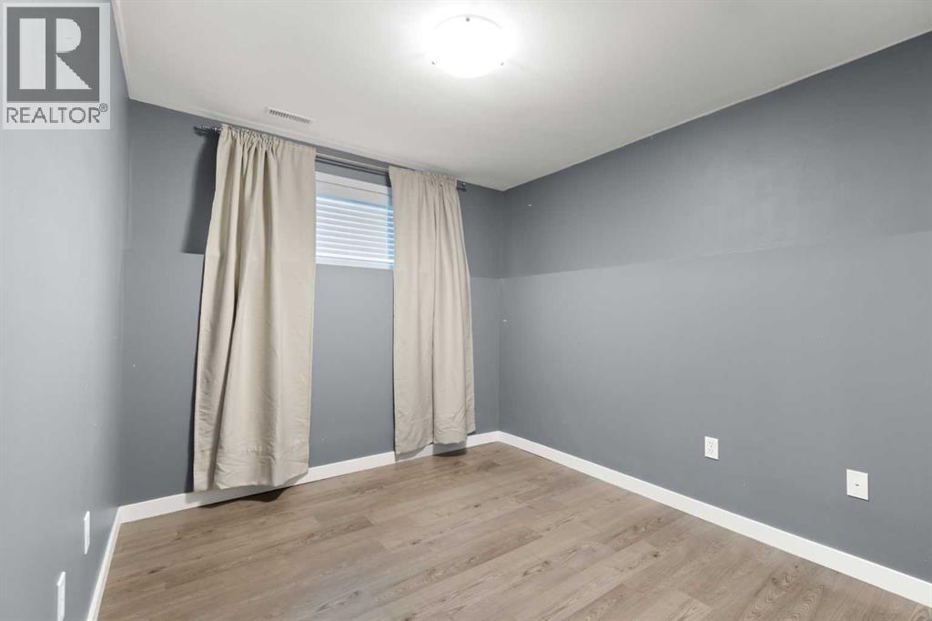 365 Somerset Row Se, Medicine Hat, Alberta  T1B 0H1 - Photo 26 - A2274650