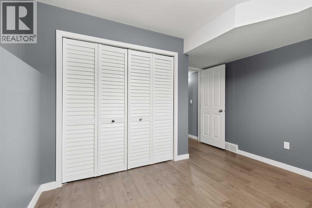 365 Somerset Row Se, Medicine Hat, Alberta  T1B 0H1 - Photo 31 - A2274650