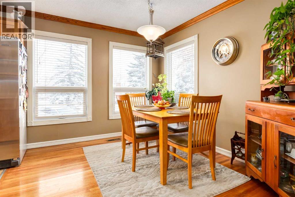 21 Midridge Green Se, Calgary, Alberta  T2X 1C9 - Photo 13 - A2278195