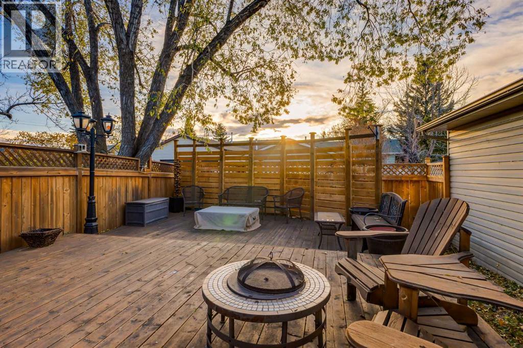 21 Midridge Green Se, Calgary, Alberta  T2X 1C9 - Photo 37 - A2278195