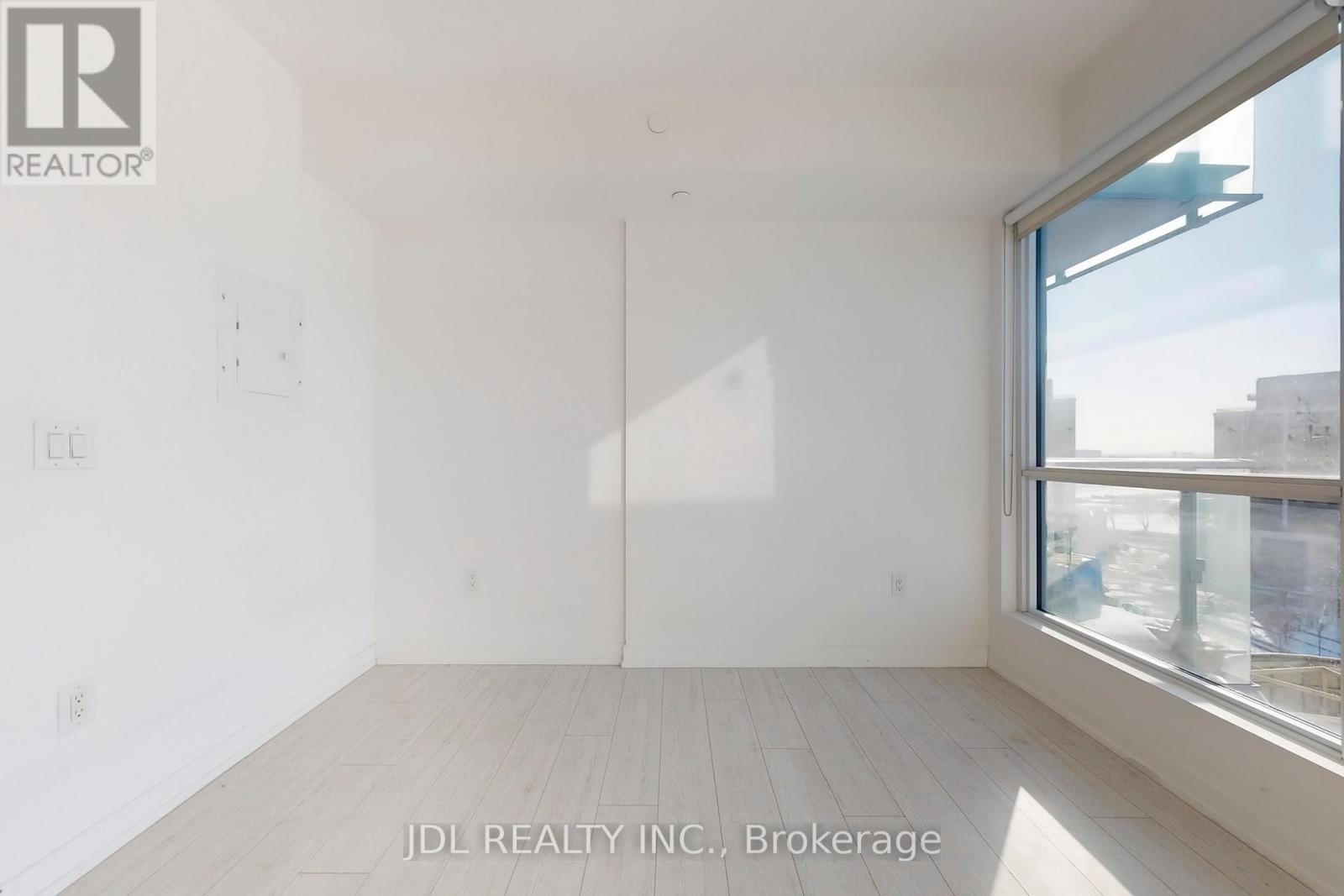 1001 - 10 De Boers Drive, Toronto, Ontario  M3J 0H1 - Photo 15 - W12761940