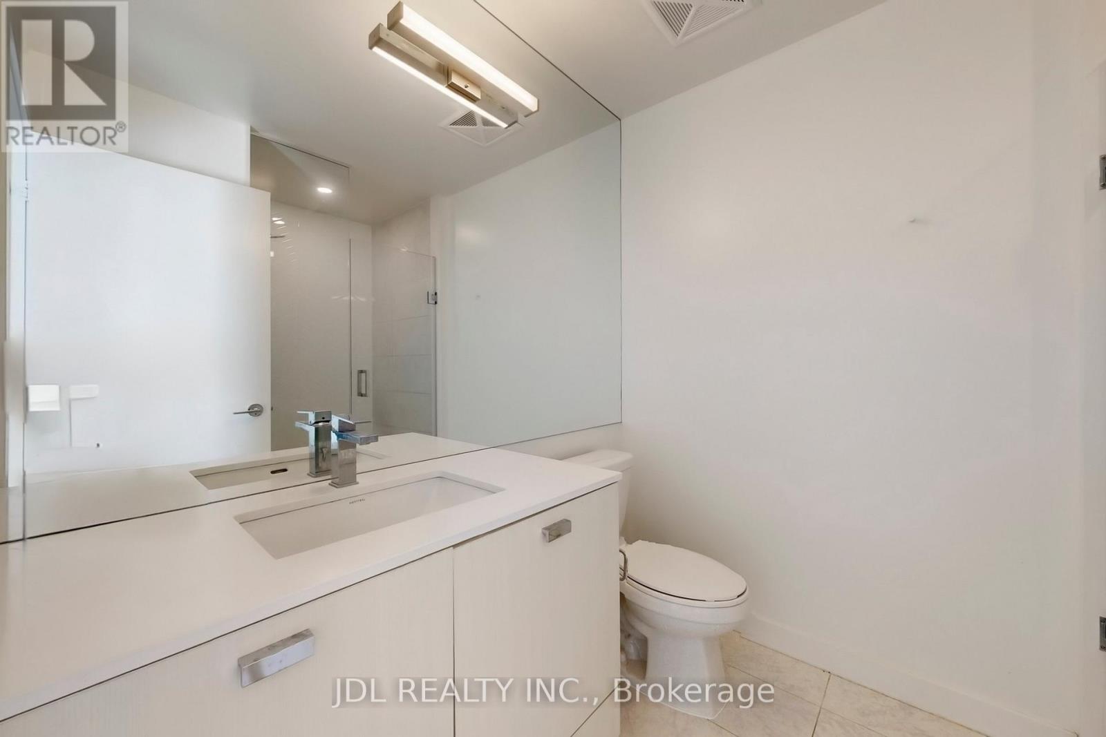 1001 - 10 De Boers Drive, Toronto, Ontario  M3J 0H1 - Photo 24 - W12761940