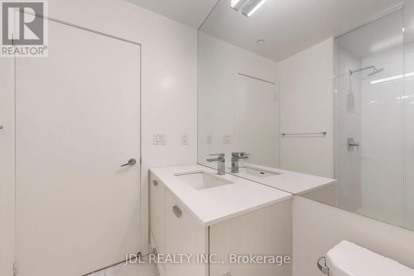 1001 - 10 De Boers Drive, Toronto, Ontario  M3J 0H1 - Photo 25 - W12761940