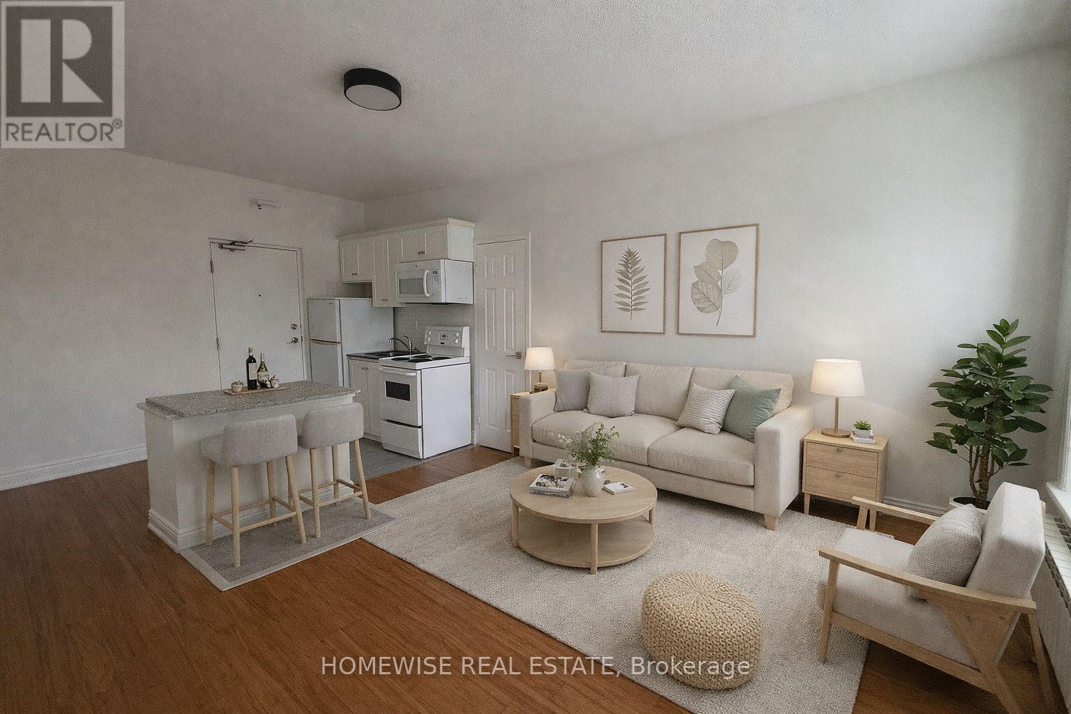 304 - 1 Triller Avenue, Toronto, Ontario  M6K 3B7 - Photo 2 - W12761950