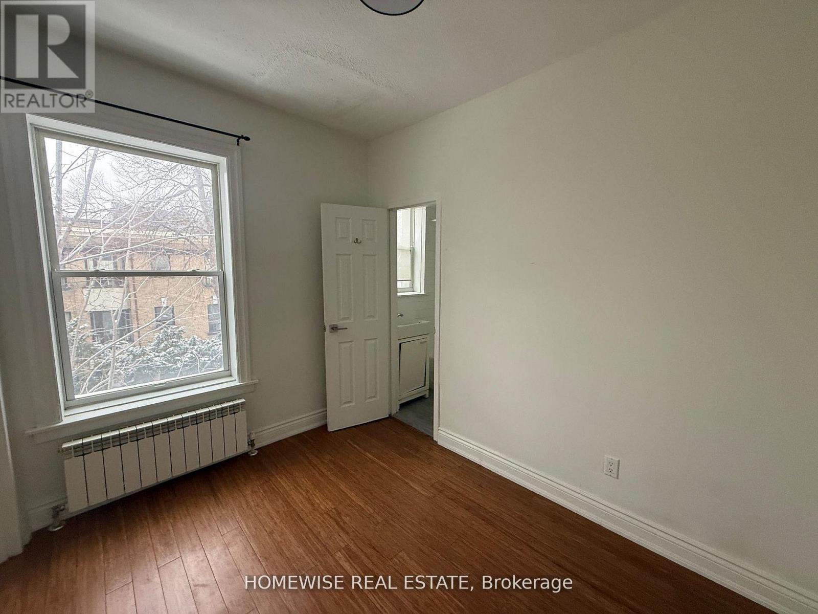304 - 1 Triller Avenue, Toronto, Ontario  M6K 3B7 - Photo 6 - W12761950