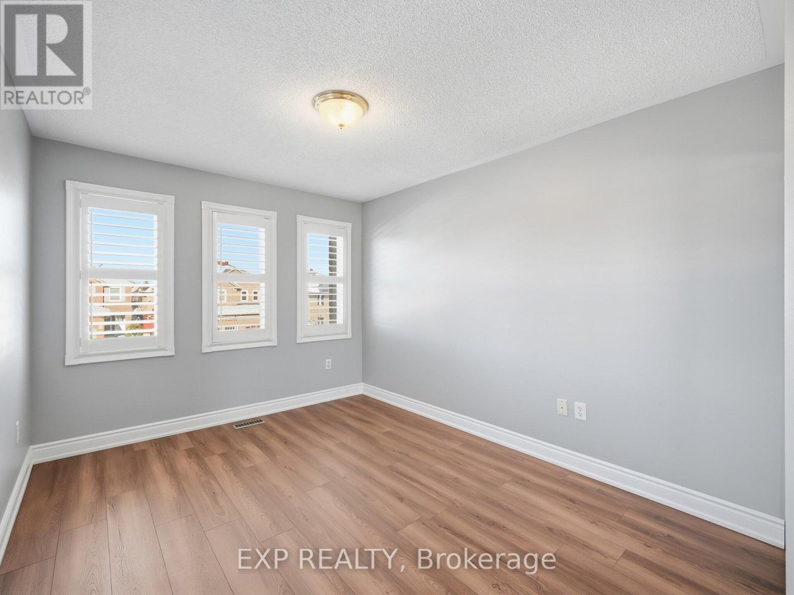 48 Mount Ranier Crescent, Brampton, Ontario  L6R 2K9 - Photo 32 - W12761958