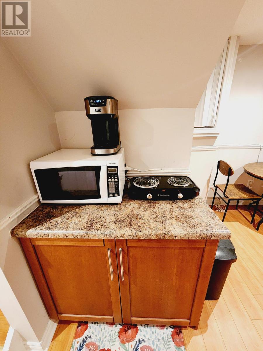 7275 Corrine Crescent, Mississauga, Ontario  L5N 5C3 - Photo 34 - W12761980