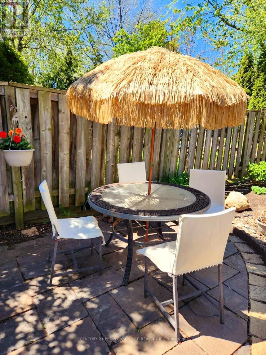 7275 Corrine Crescent, Mississauga, Ontario  L5N 5C3 - Photo 36 - W12761980