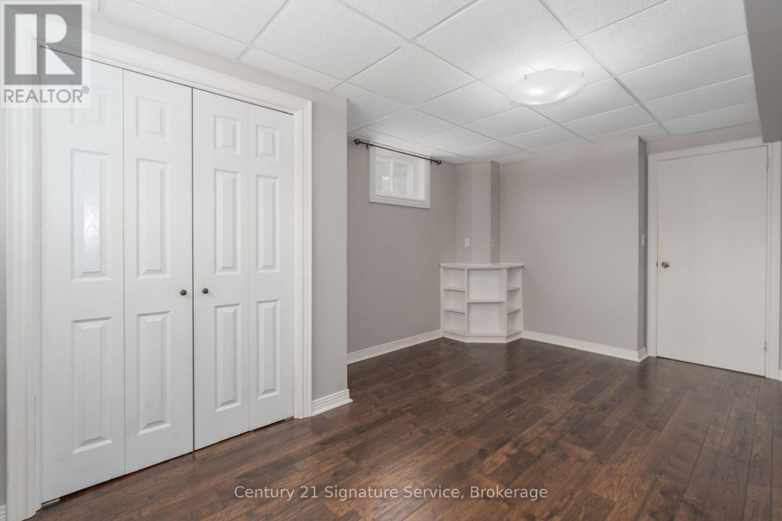 854 Forestwood Drive, Mississauga, Ontario  L5C 1G8 - Photo 25 - W12761992