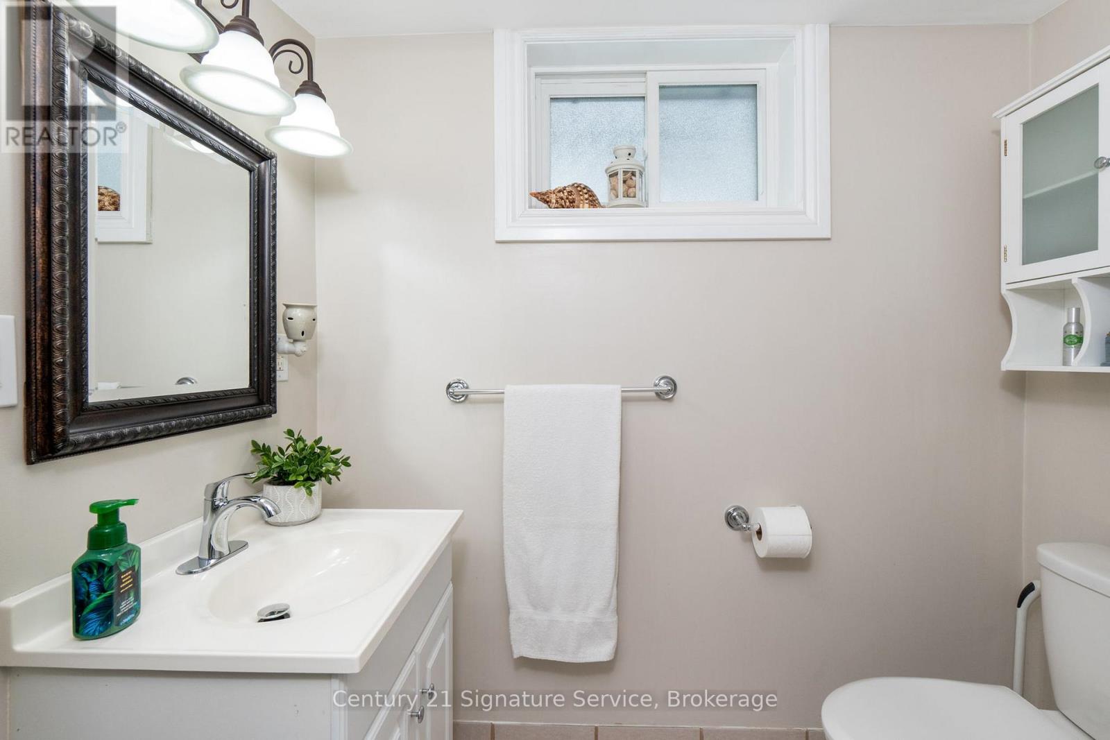 854 Forestwood Drive, Mississauga, Ontario  L5C 1G8 - Photo 27 - W12761992