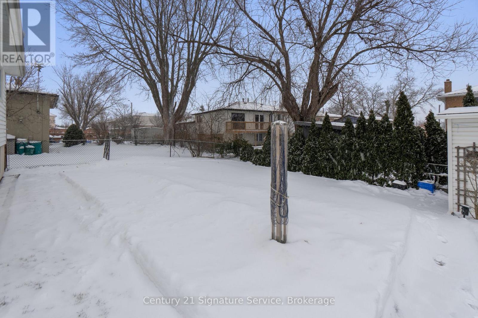 854 Forestwood Drive, Mississauga, Ontario  L5C 1G8 - Photo 33 - W12761992