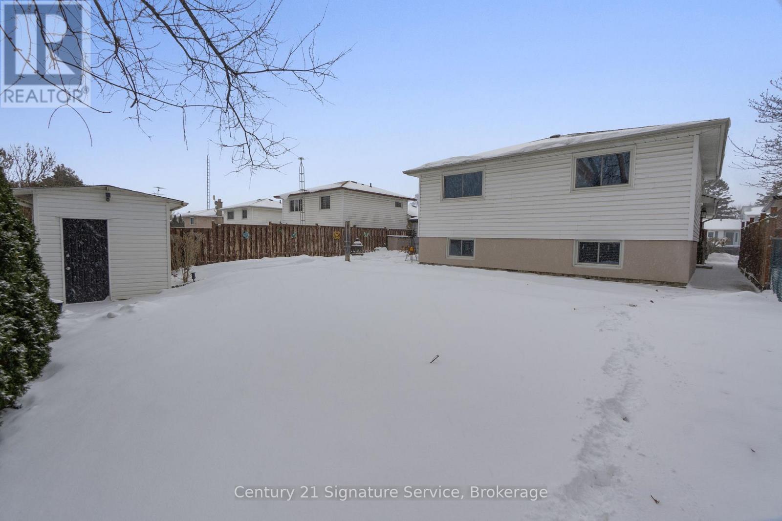 854 Forestwood Drive, Mississauga, Ontario  L5C 1G8 - Photo 34 - W12761992